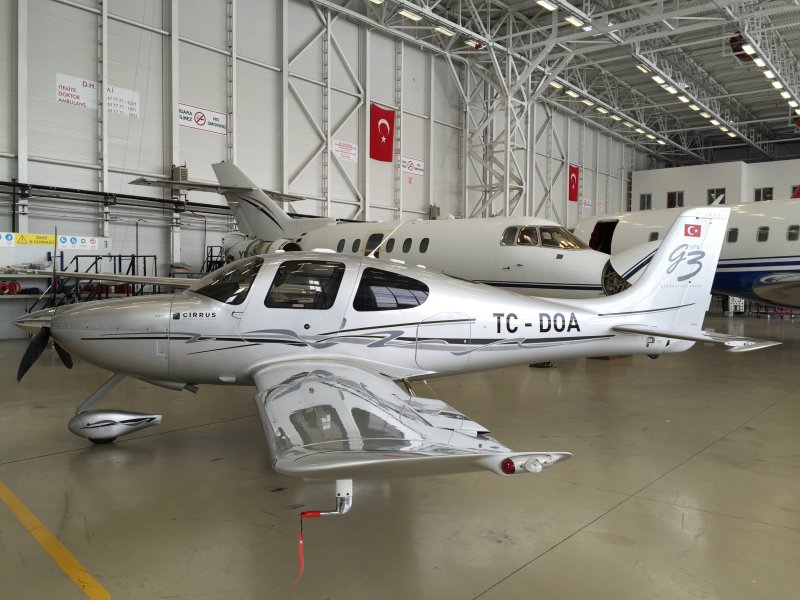 Cirrus sr22 двигатель