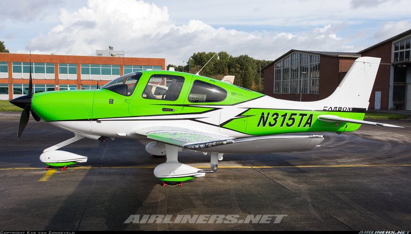 Cirrus 22 g6