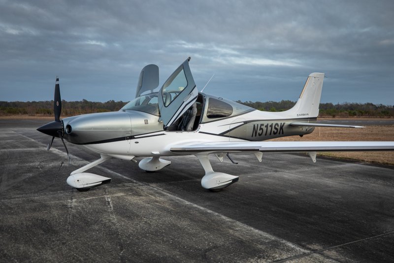 Cirrus sr22 g5