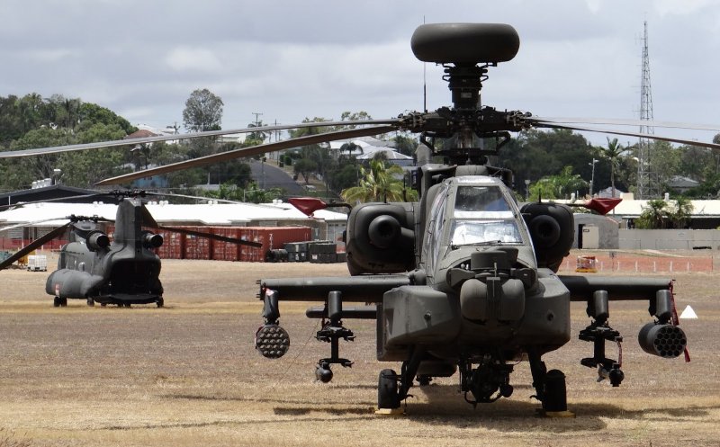 Ah-64d Apache кабина