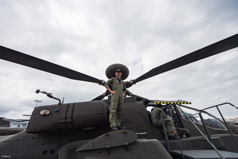 Вертолет Ah-225