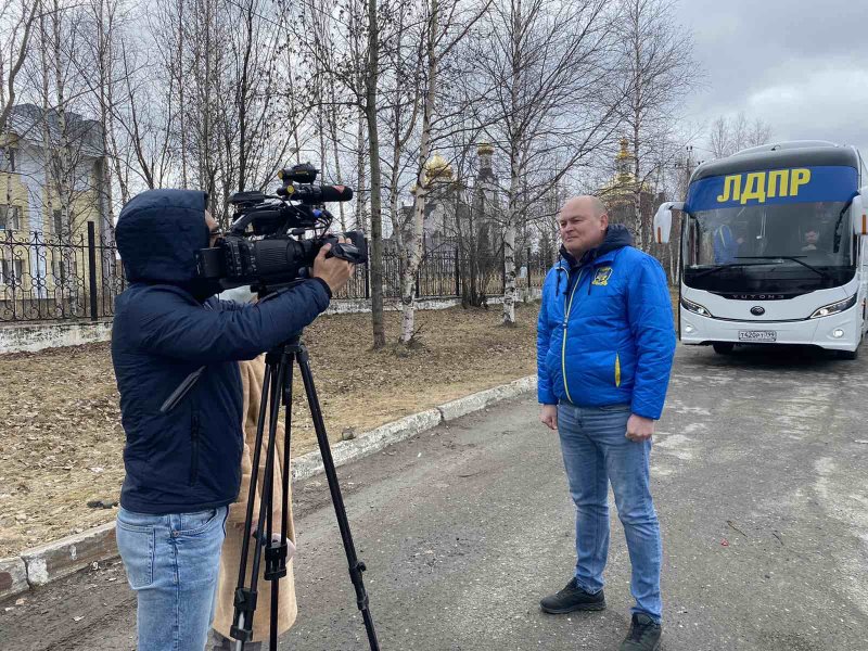 Пьяная проводница в поезде