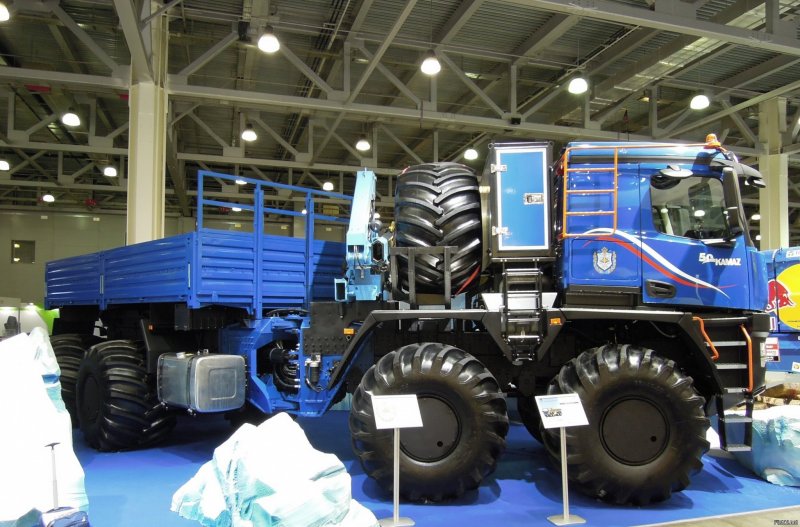 КАМАЗ Арктика 8х8