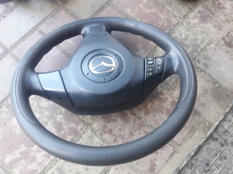 Mazda 3 BK руль МОМО