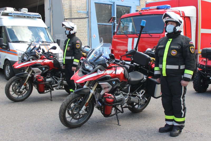 Honda vfr1200x пожарно-спасательный мотоцикл