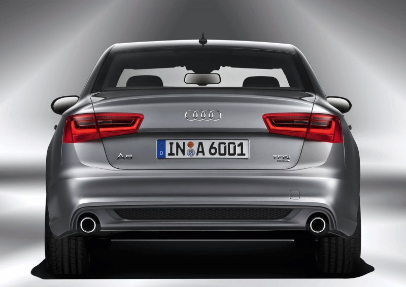 Audi a6 2012 сзади