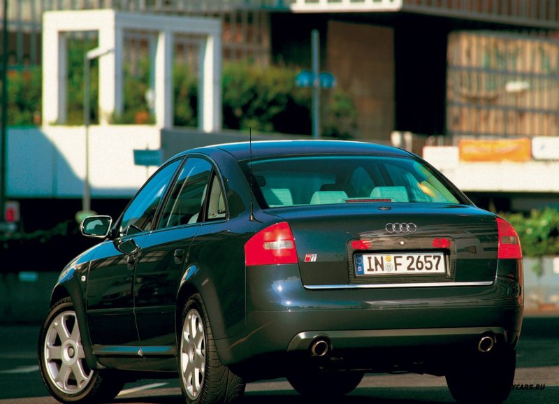 Ауди s6 2004