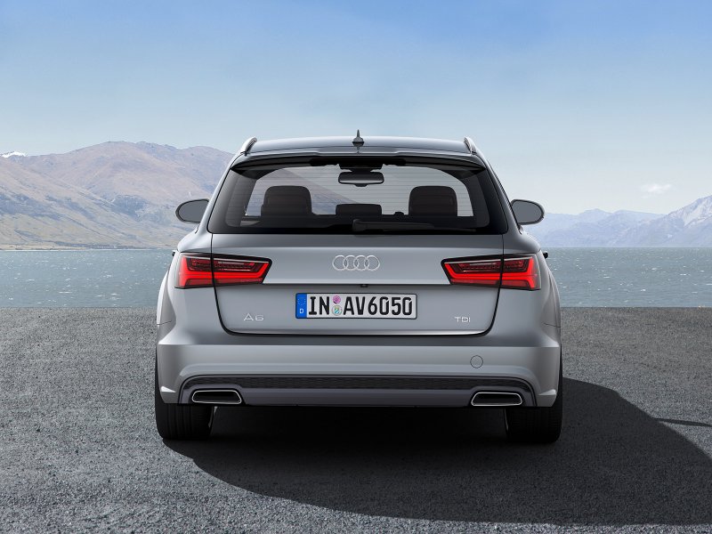 Ауди а6 Авант 2015