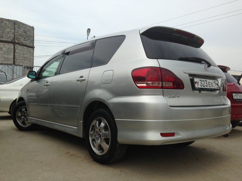 Toyota ipsum 2004 Tuning