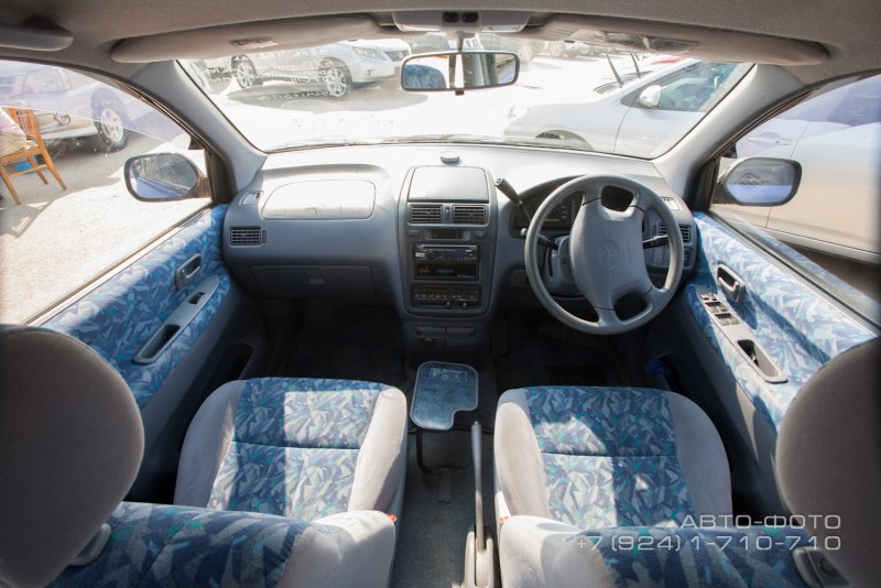 Toyota ipsum 1998 салон