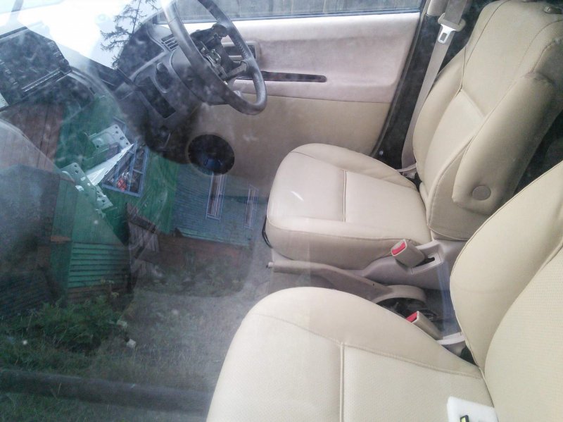 Toyota ipsum 2000 салон