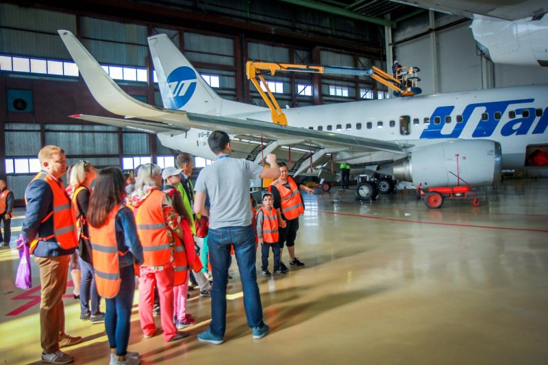 Аэропорт маган АН-2