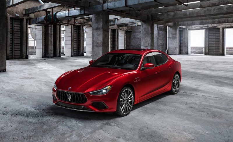 Maserati Ghibli 2020 Red