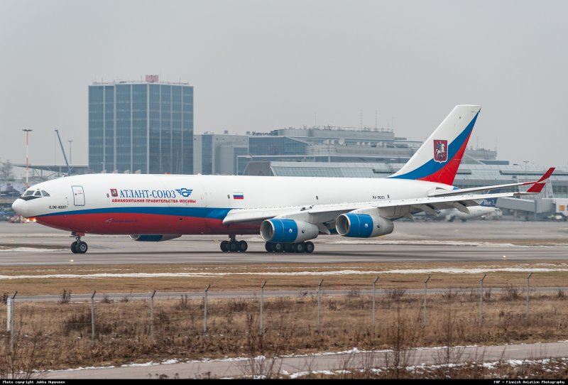Ил-96-300 Мамонтов