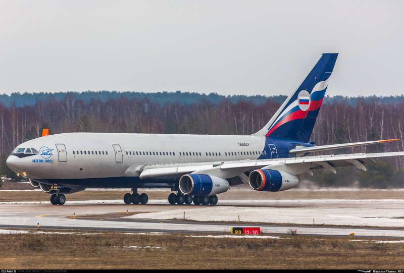 Ил 96 м 1/144