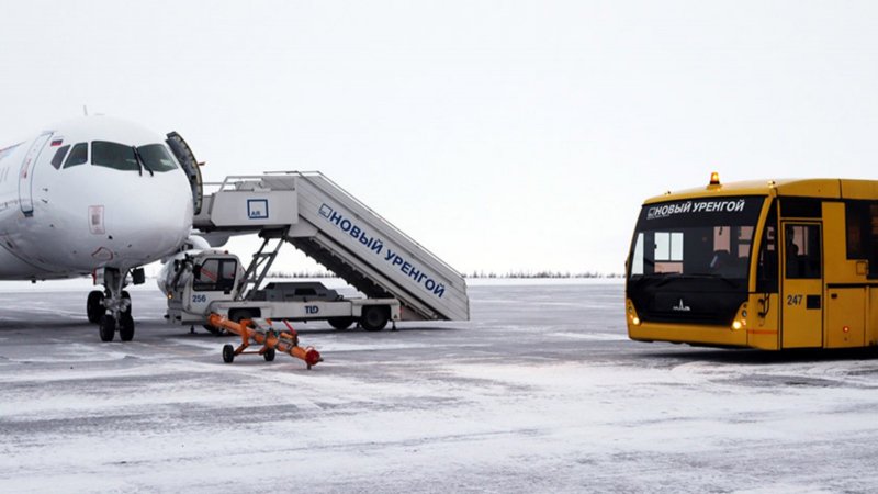 Усинск ЮТЭЙР 737