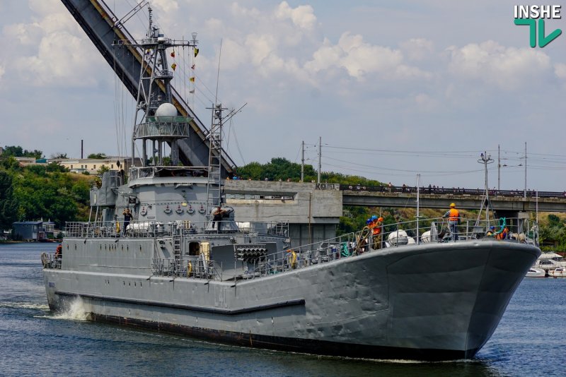 Средний десантный корабль СДК-137