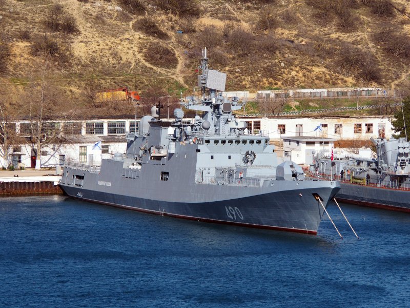 Севастополь корабль Адмирал Эссен