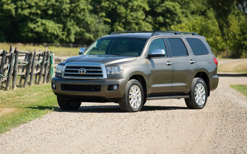 Toyota Sequoia 3