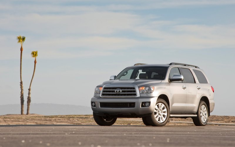 Toyota Sequoia II 2008