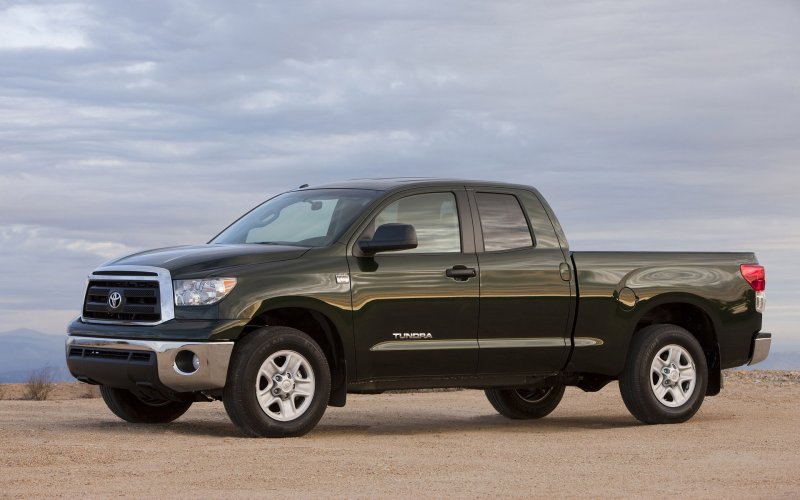 Toyota Sequoia 2013
