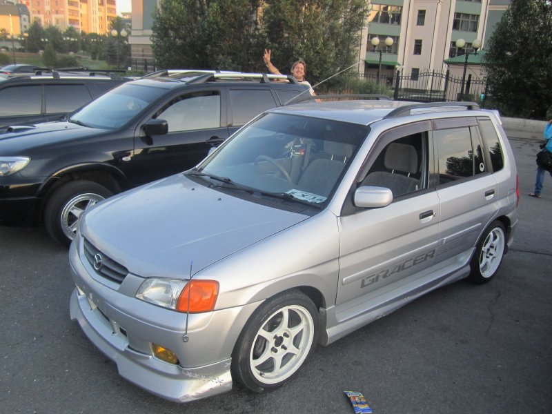 Mazda Demio gl-x 1999