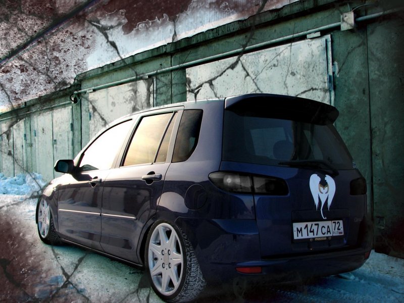 Mazda Demio 2 stance