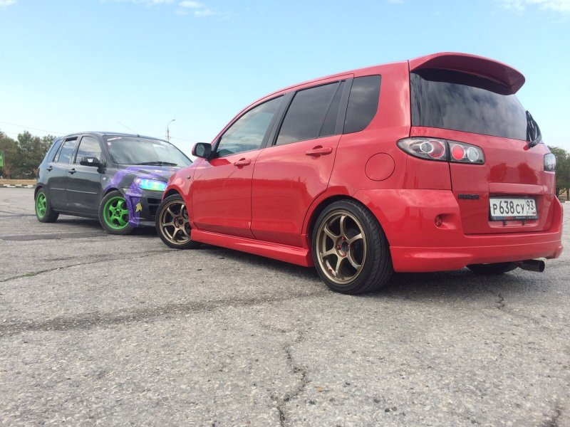 Mazda Demio 2 stance
