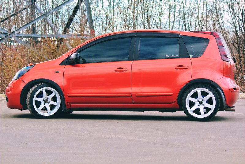 Nissan Note r17 8j