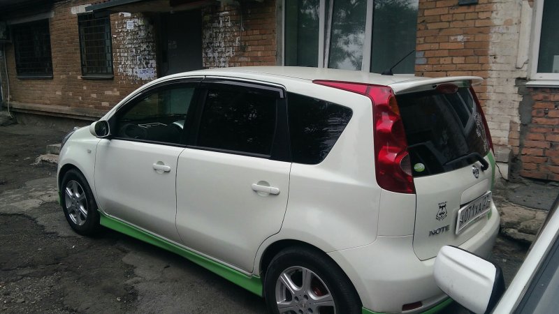 Ниссан нот. Краска l60
