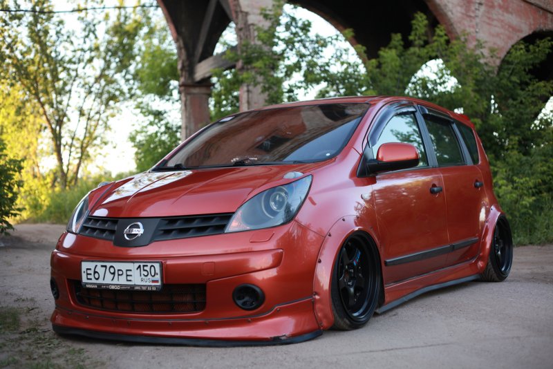 Nissan Note стенс