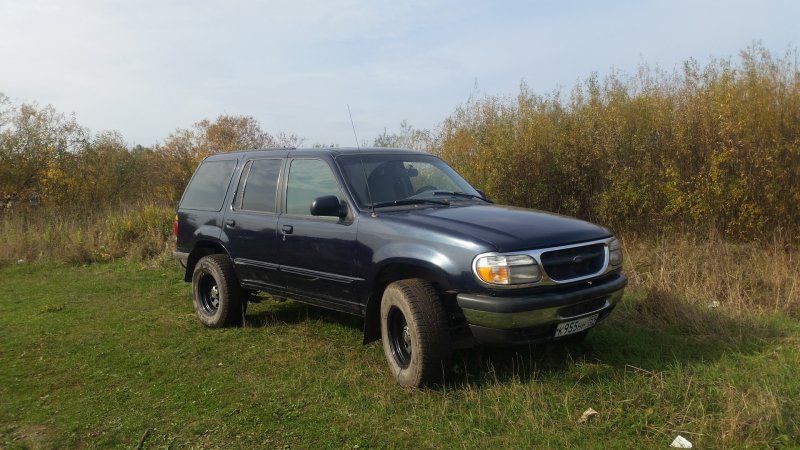 Ford Explorer 1995 4.0