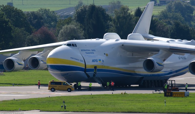 Грузовой самолёт АН-225