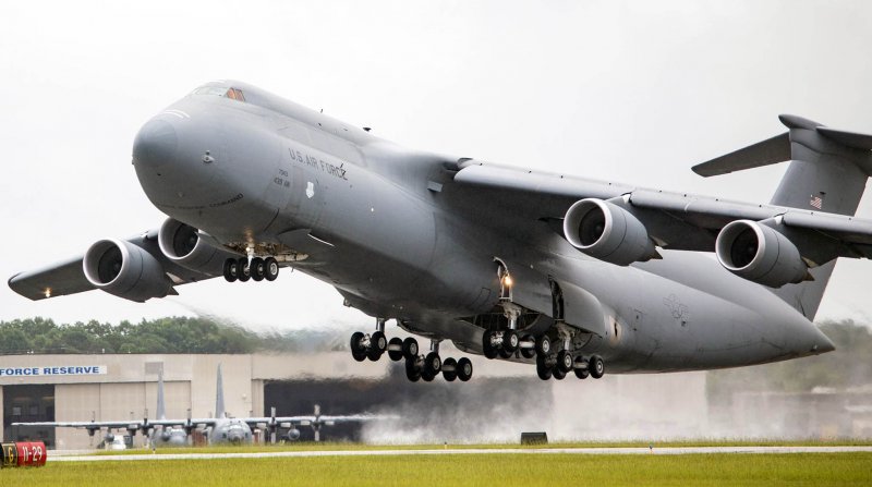Lockheed Martin c-5m super Galaxy