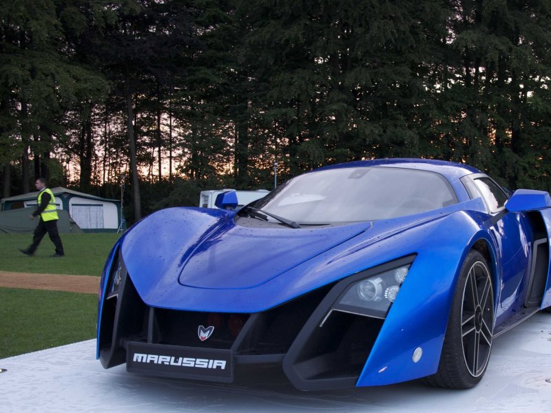 Машина Marussia b2