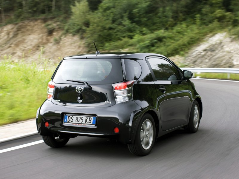 Toyota IQ 2009