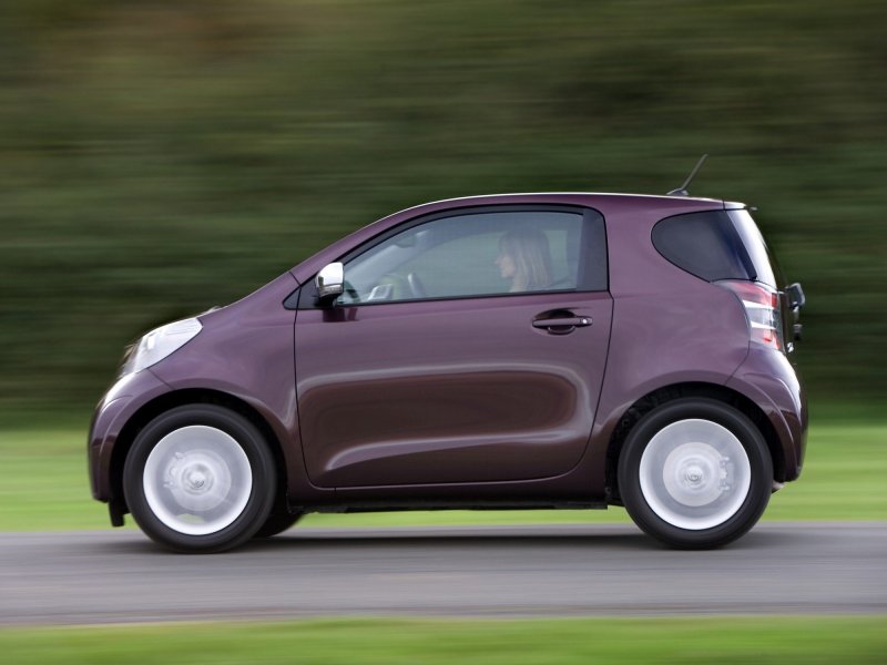 Toyota IQ 2015