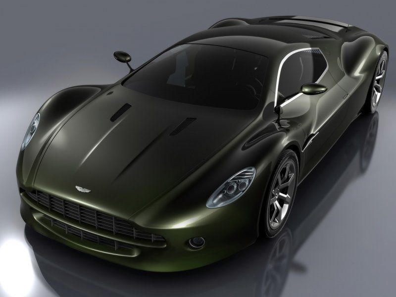 Aston Martin v10