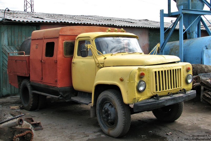 ЗИЛ 4331 задний коло