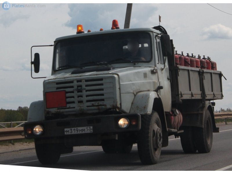 Грузовик ГАЗ 53 бортовой