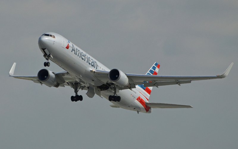 Самолет Боинг 767-300 Air Canada