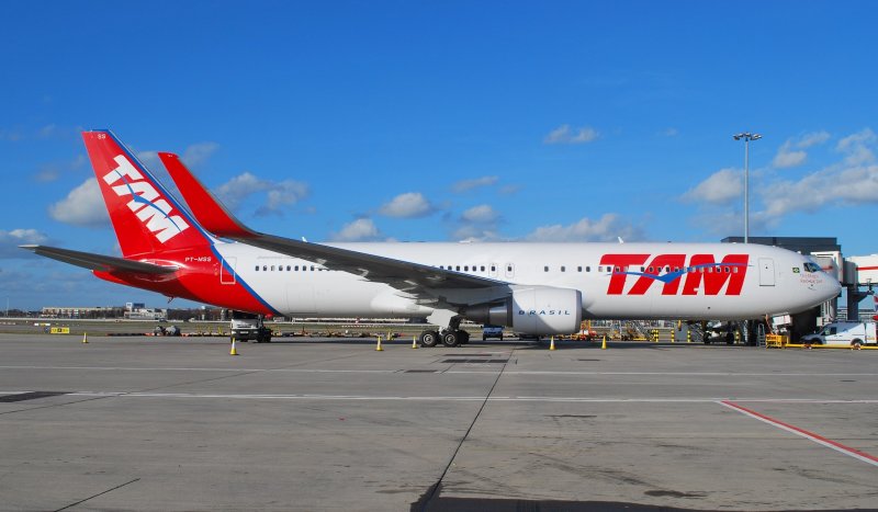 Боинг-767-300 фото Condor