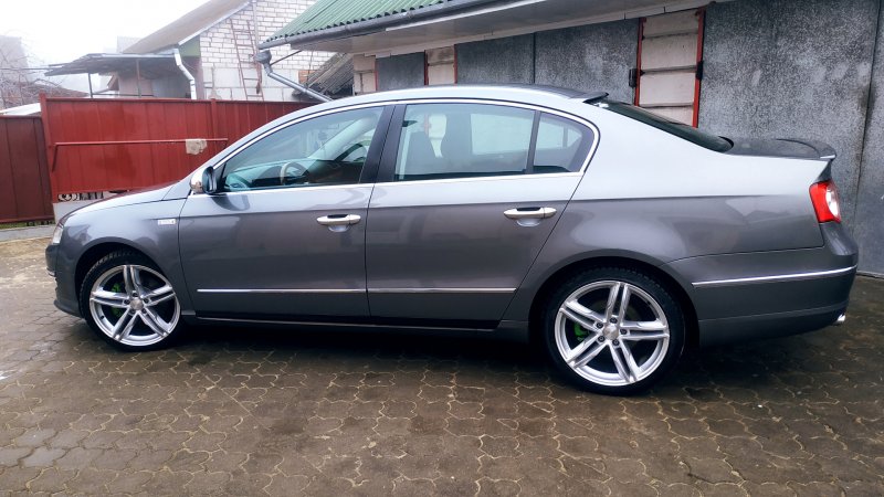 Passat b6 r18