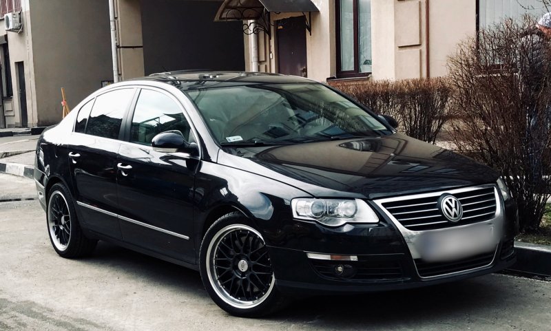 Volkswagen Passat b6 Black r18
