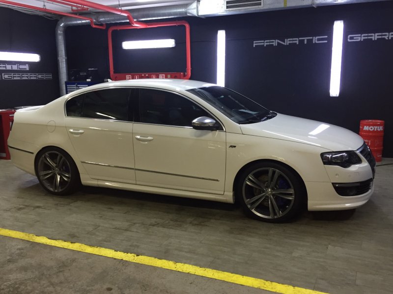R line Volkswagen Passat b6 диски