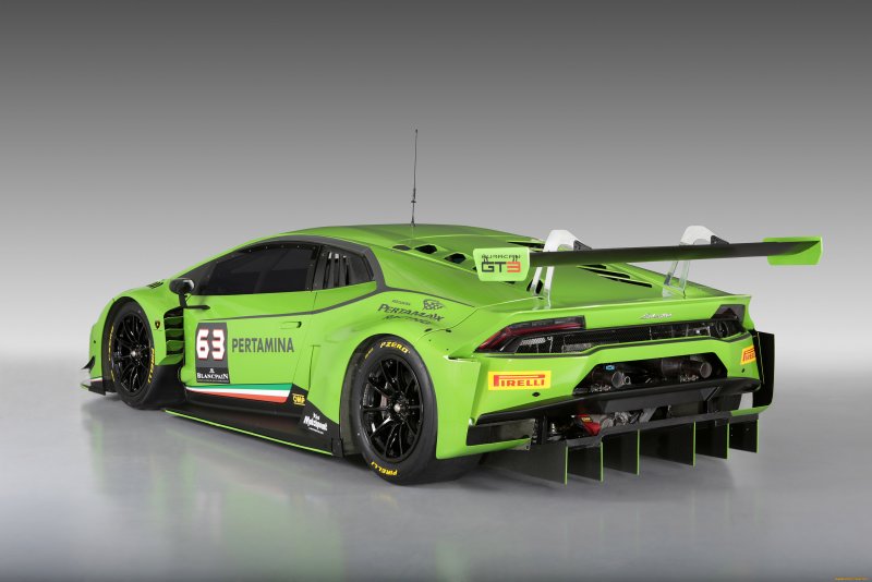 Lamborghini Huracan гоночный
