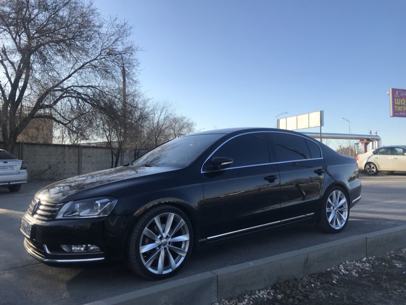 VW Passat b7 на 19 колесах
