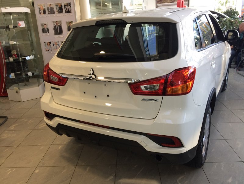 Mitsubishi ASX 2021 сзади