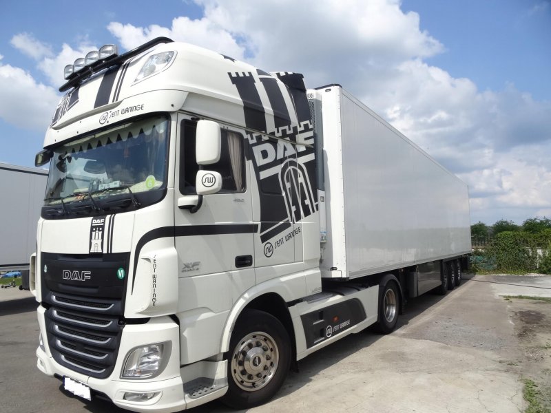 DAF XF 106