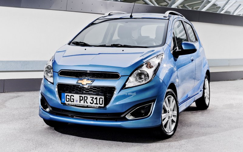 Chevrolet Spark 2011 салон